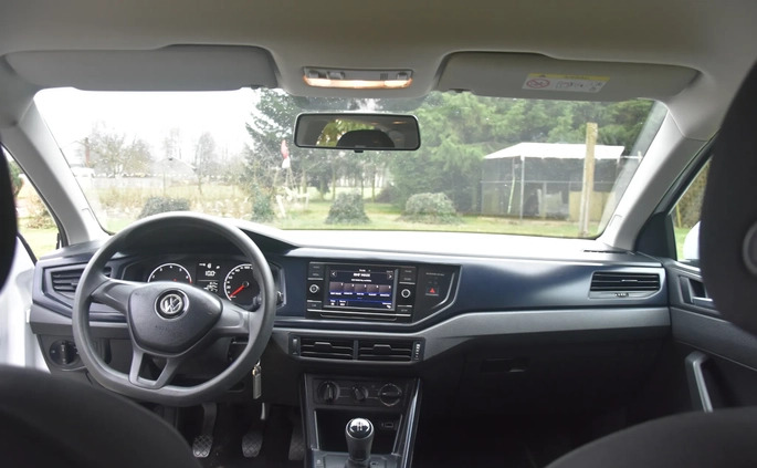 Volkswagen Polo cena 33900 przebieg: 23900, rok produkcji 2019 z Turek małe 137